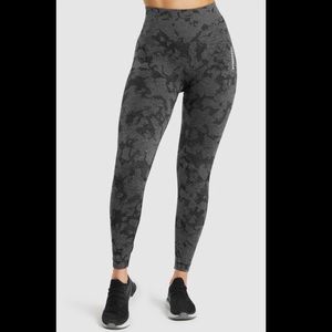 GYMSHARK ADAPT CAMO SEAMLESS LEGGINGS